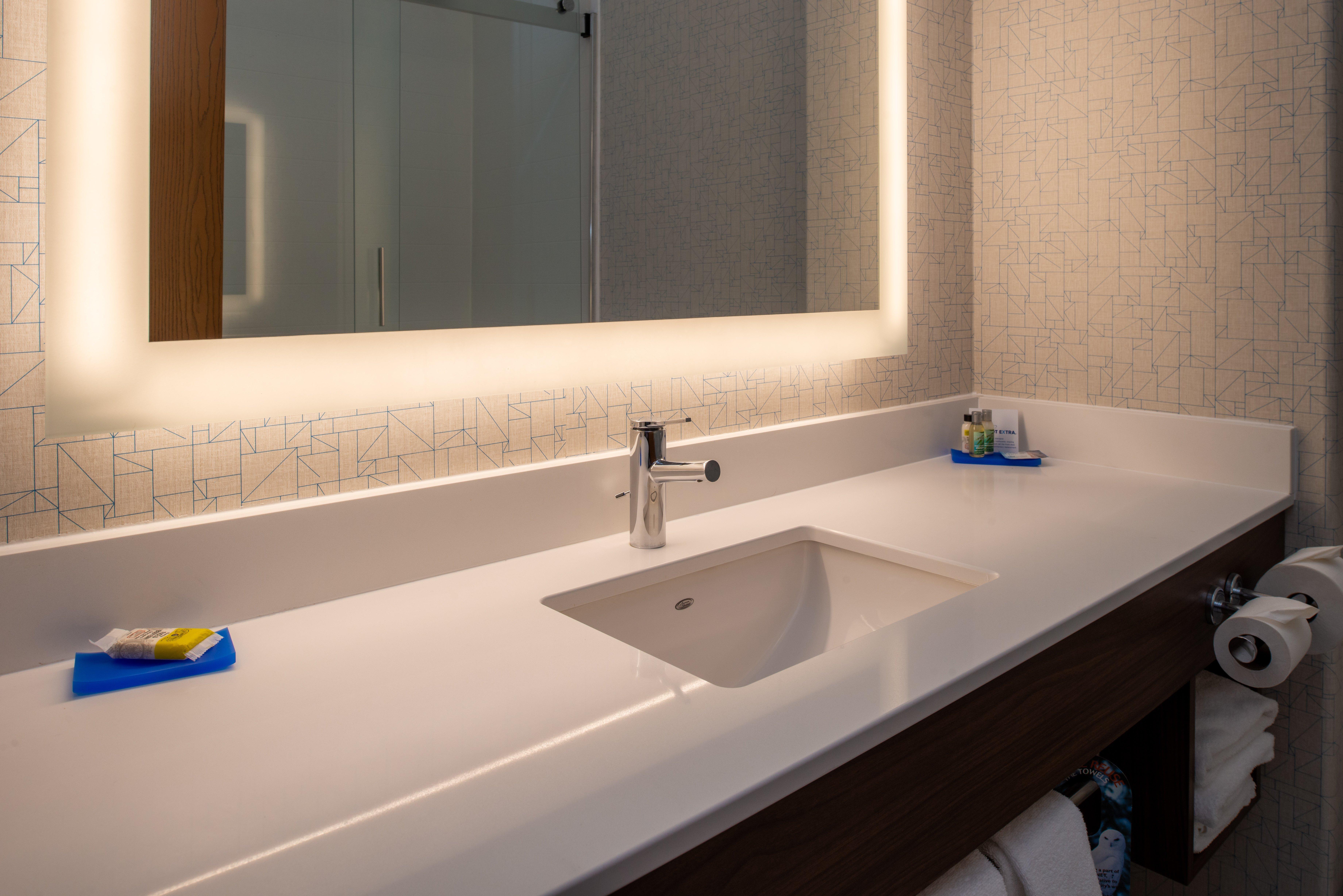 Hotel Express & By Ihg