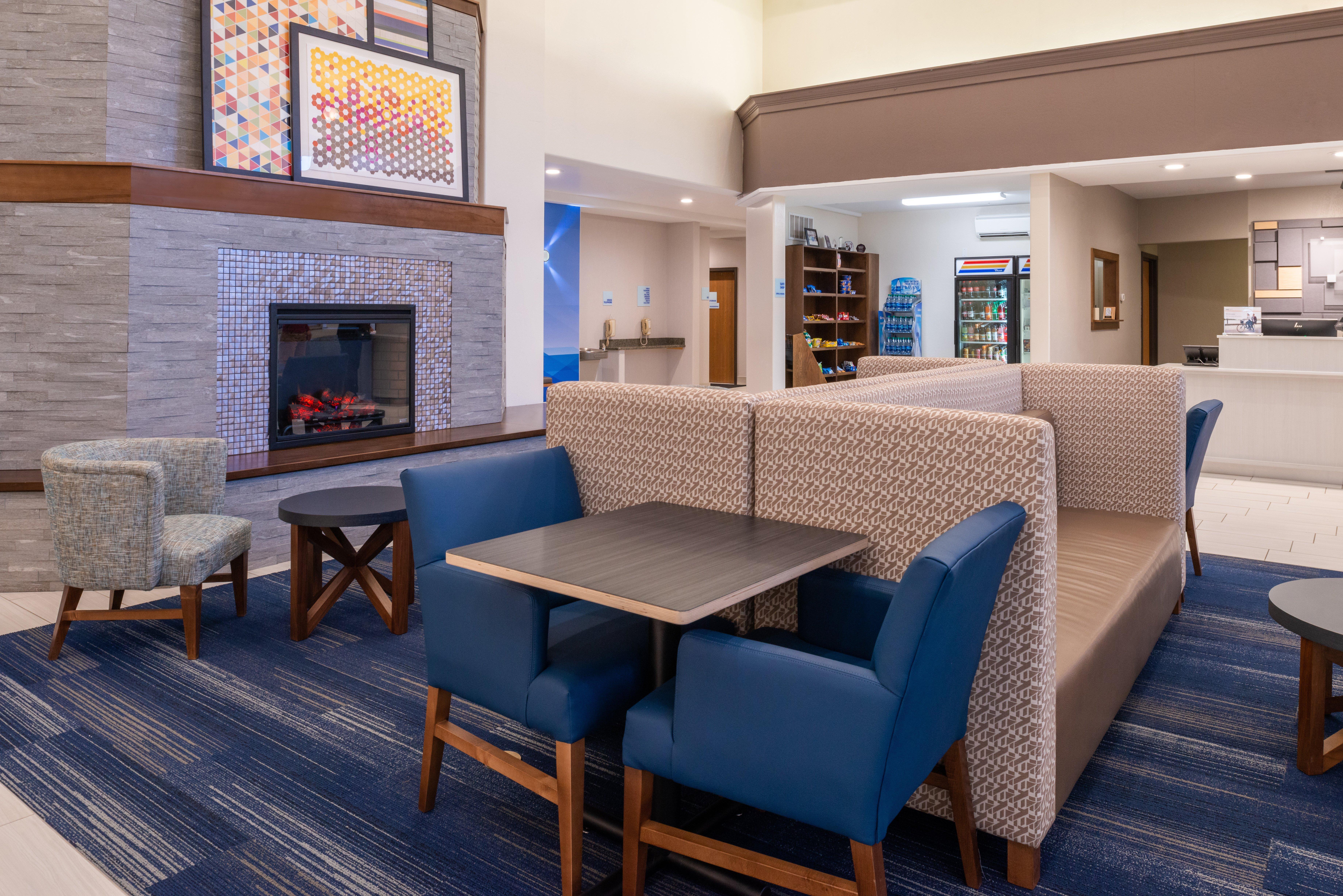 Hotel Express & By Ihg 3*