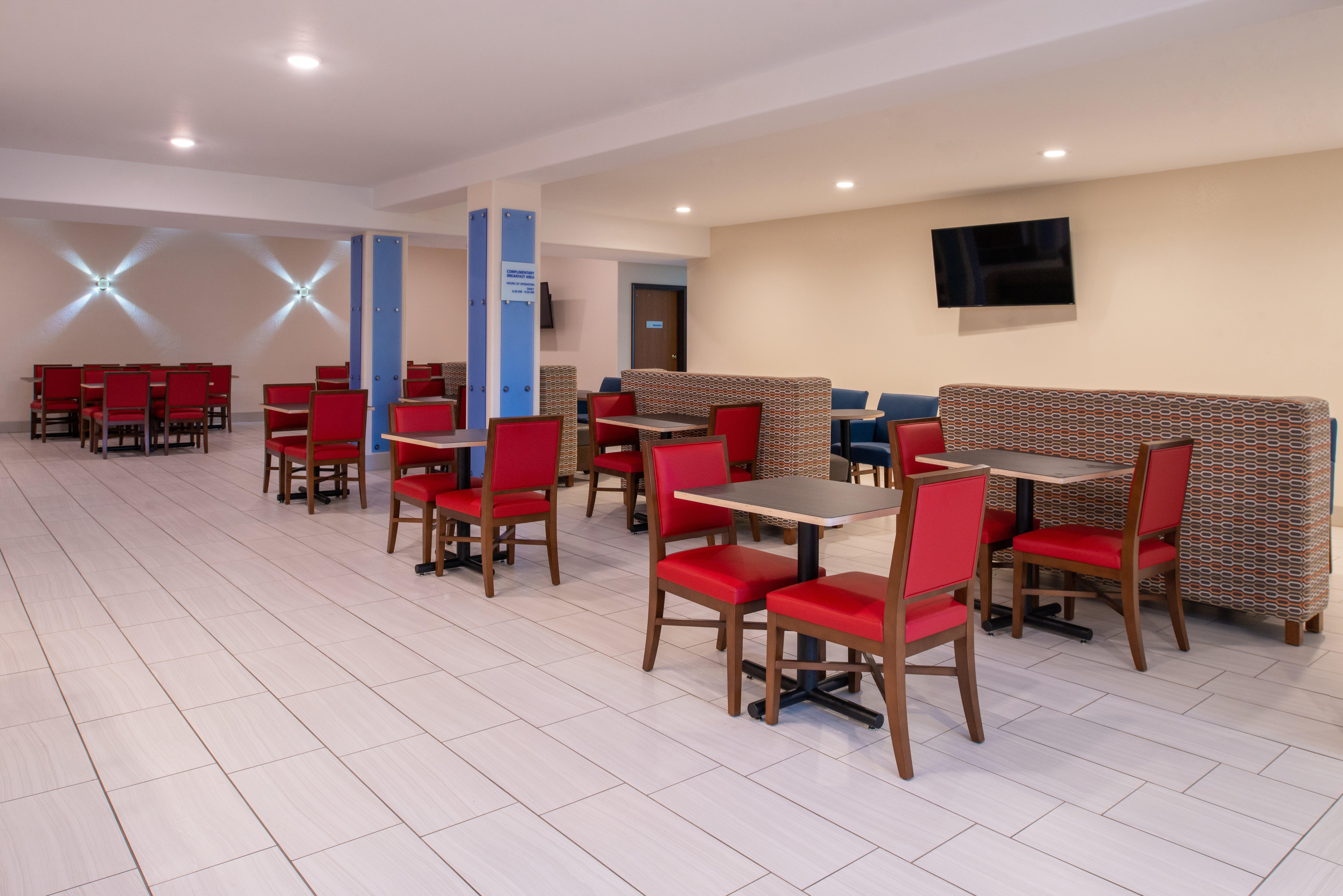 Express & By Ihg 3*