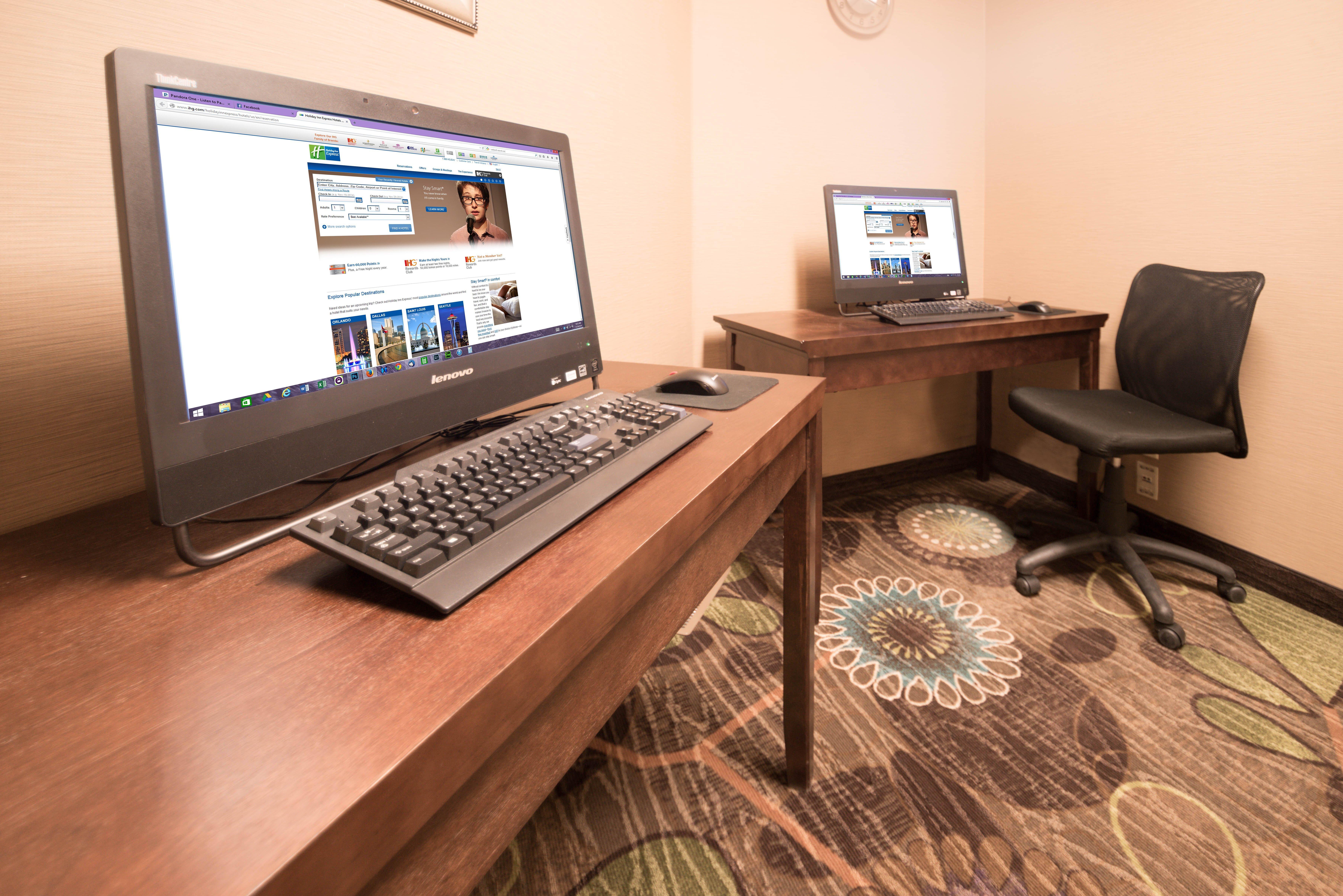 Express & By Ihg 3*