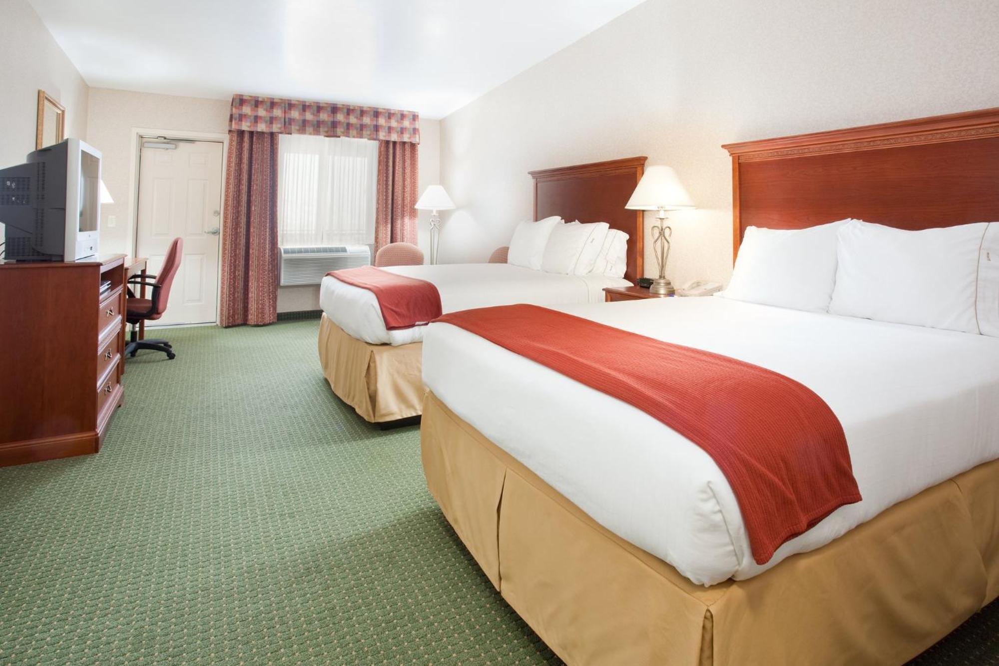 Express & By Ihg Gunnison